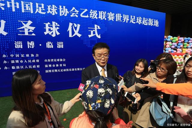 开拓者上半场领先勇士，杨瀚森缺席引发关注